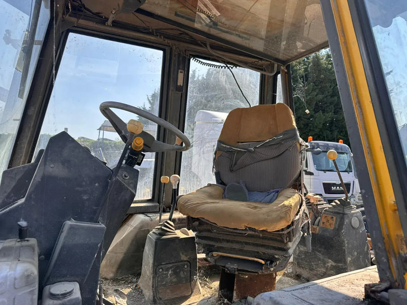 JCB 3CX 4x4 - Backhoe loader: picture 3 JCB 3CX 4x4 - Backhoe loader: picture 3