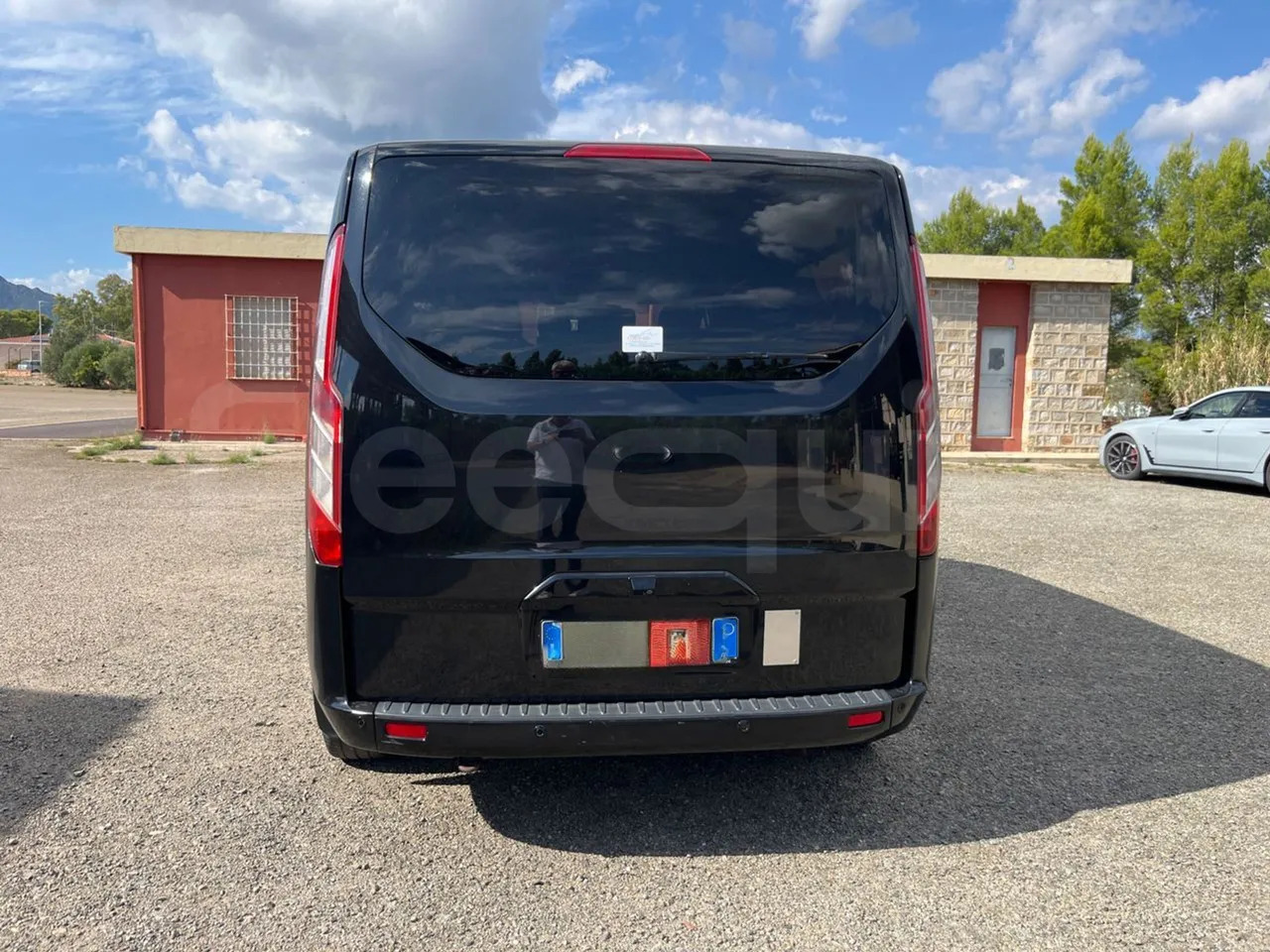 Ford Tourneo Custom - Minibus, Passenger van: picture 5 Ford Tourneo Custom - Minibus, Passenger van: picture 5