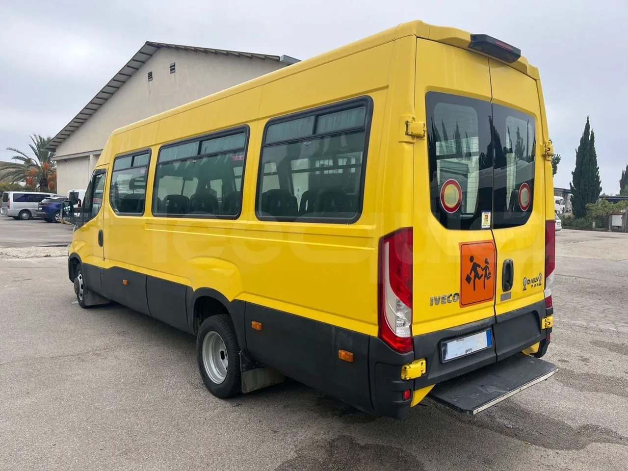 School bus Iveco Daily: picture 8 School bus Iveco Daily: picture 8
