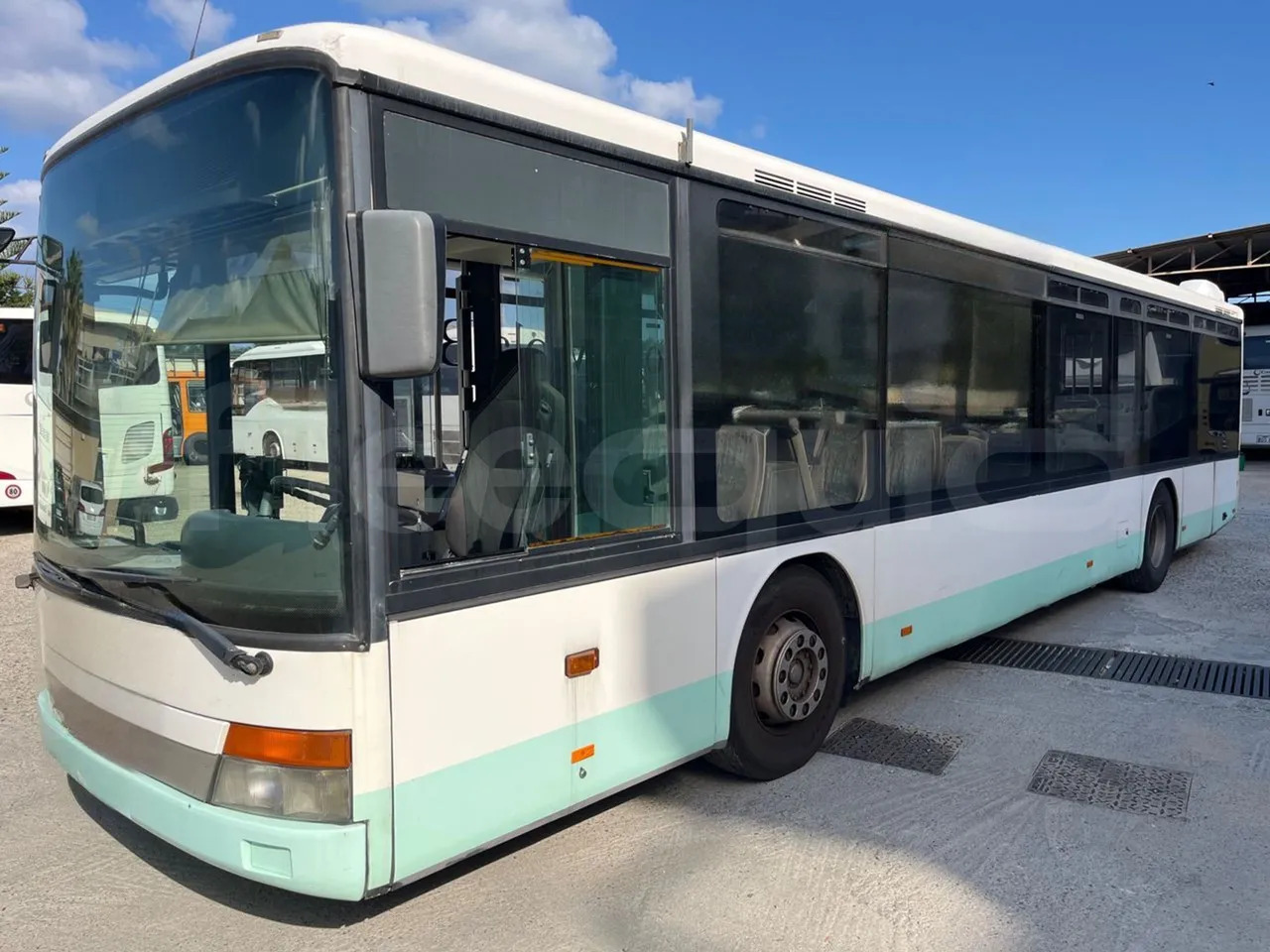 Setra S315 - Suburban bus: picture 4 Setra S315 - Suburban bus: picture 4