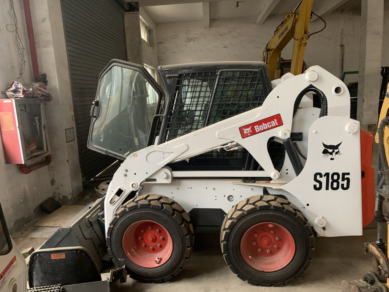 BOBCAT S185 - Skid steer loader: picture 3 BOBCAT S185 - Skid steer loader: picture 3