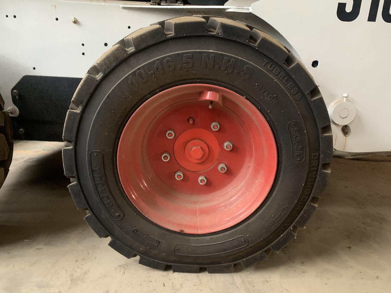 BOBCAT S185 - Skid steer loader: picture 4 BOBCAT S185 - Skid steer loader: picture 4