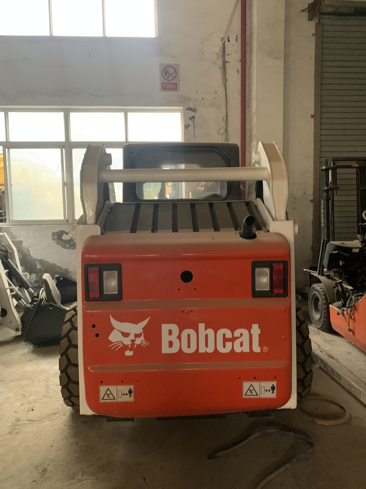 BOBCAT S185 - Skid steer loader: picture 4 BOBCAT S185 - Skid steer loader: picture 4