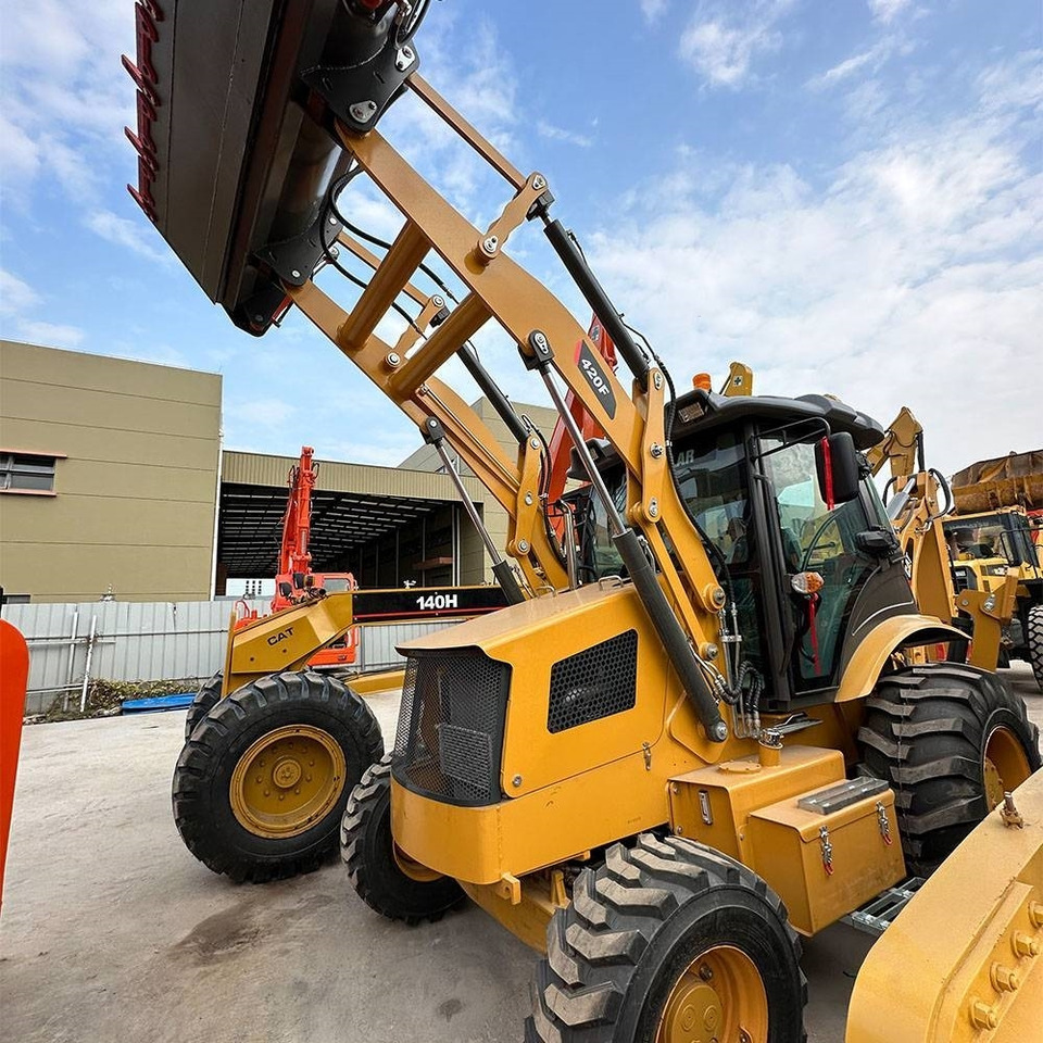 CAT 420 F - Backhoe loader: picture 1 CAT 420 F - Backhoe loader: picture 1
