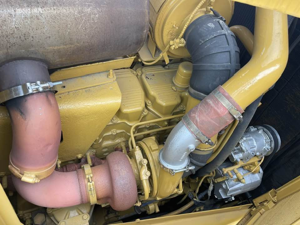 Bulldozer Caterpillar D8T: picture 6