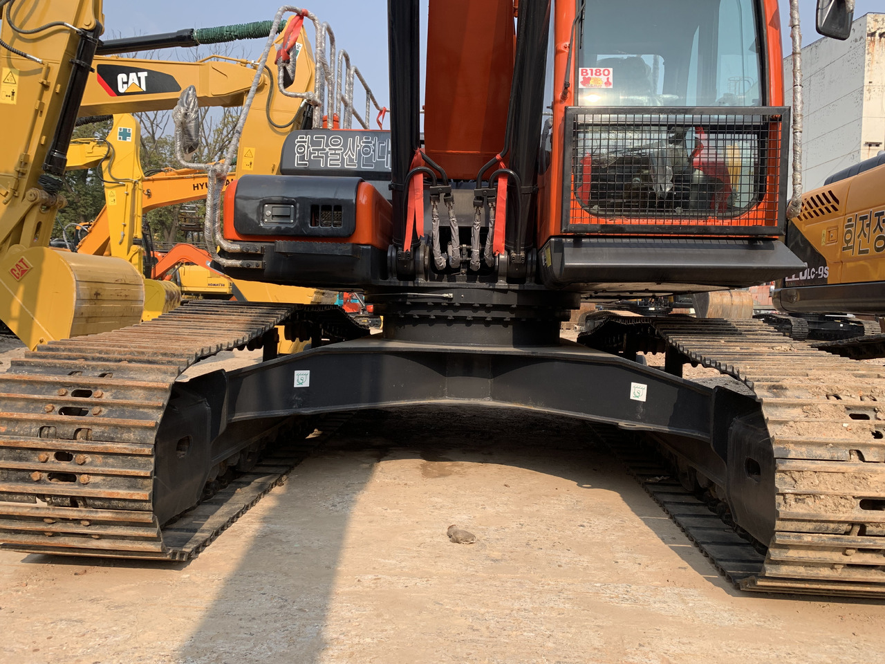 DOOSAN DX300LC-9C - Wheel excavator: picture 4 DOOSAN DX300LC-9C - Wheel excavator: picture 4