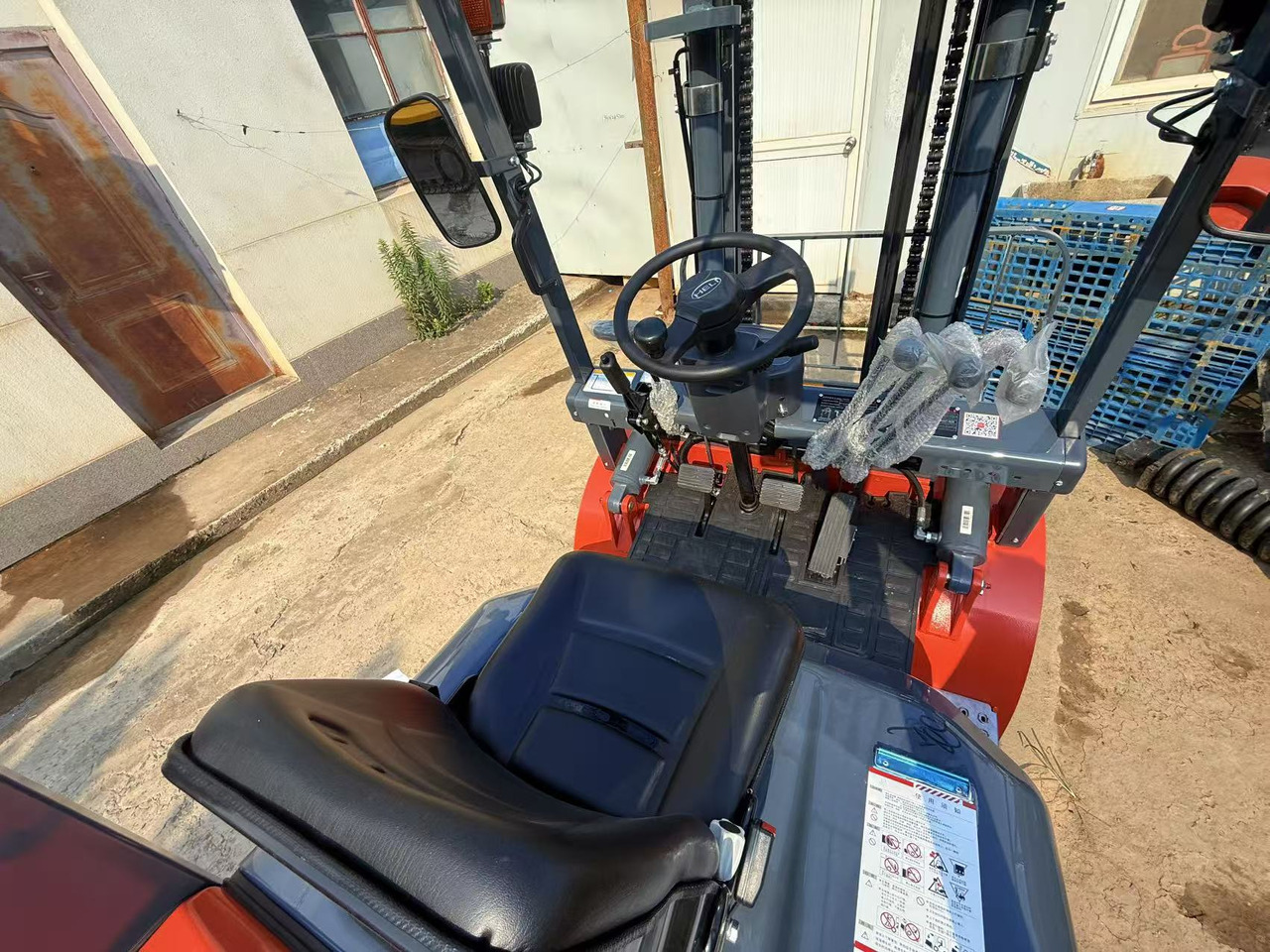 Heli CPC35 - Diesel forklift: picture 4 Heli CPC35 - Diesel forklift: picture 4