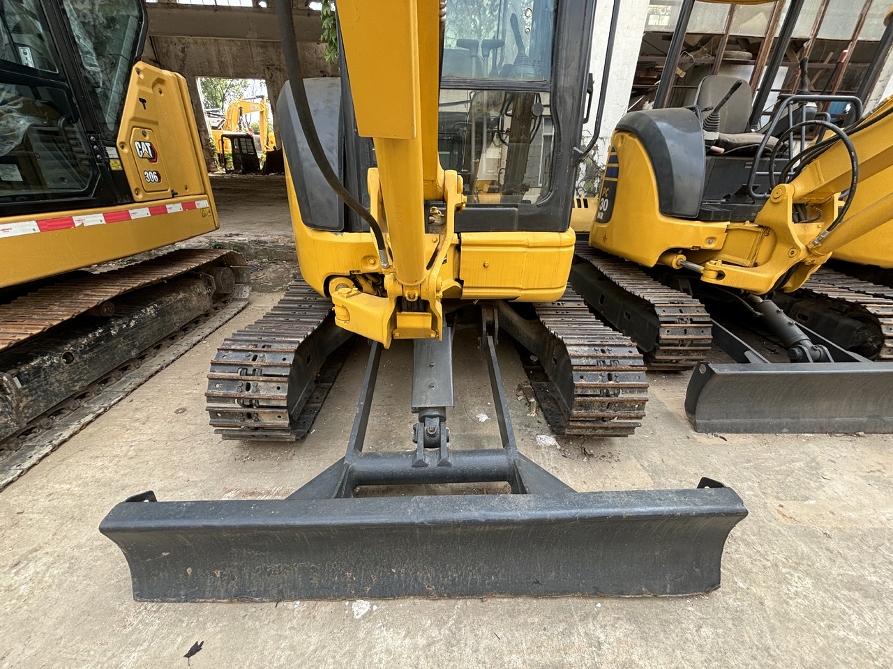 KOMATSU PC35MR - Mini excavator: picture 4 KOMATSU PC35MR - Mini excavator: picture 4