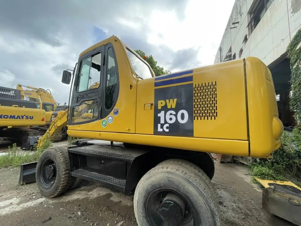 Wheel excavator Komatsu PW160-11: picture 6 Wheel excavator Komatsu PW160-11: picture 6