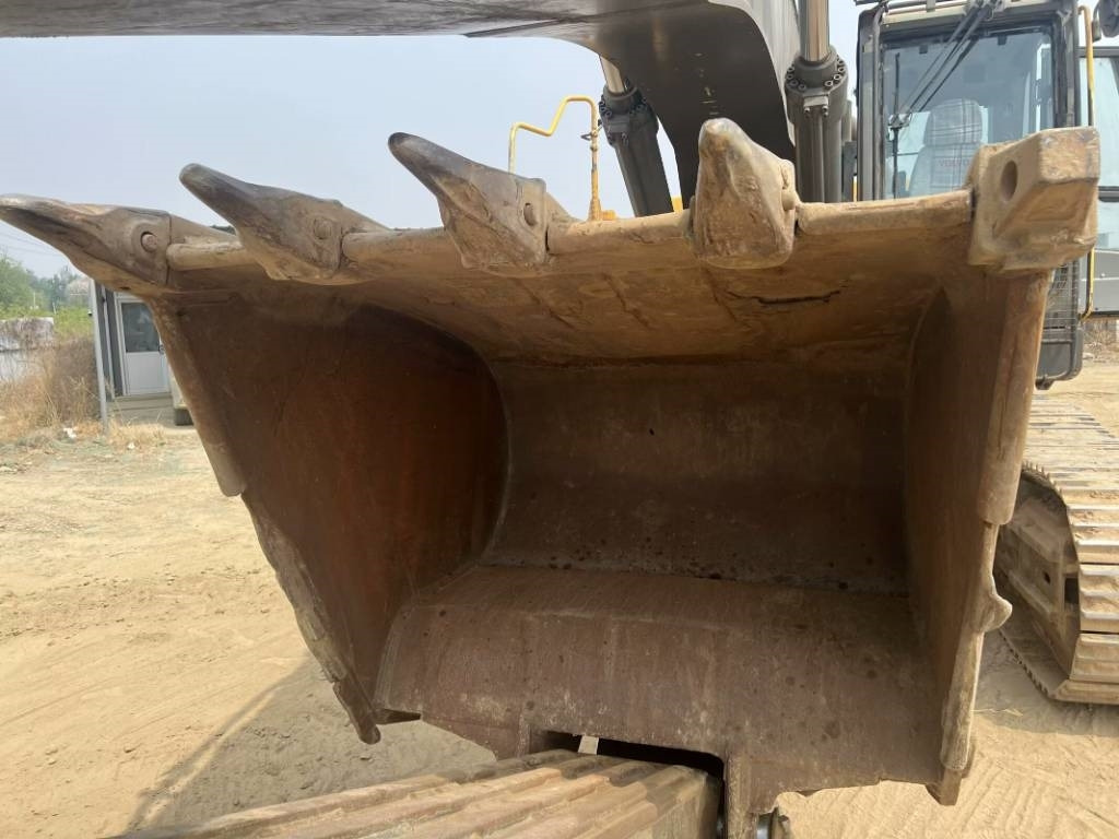 Crawler excavator Volvo 480: picture 35