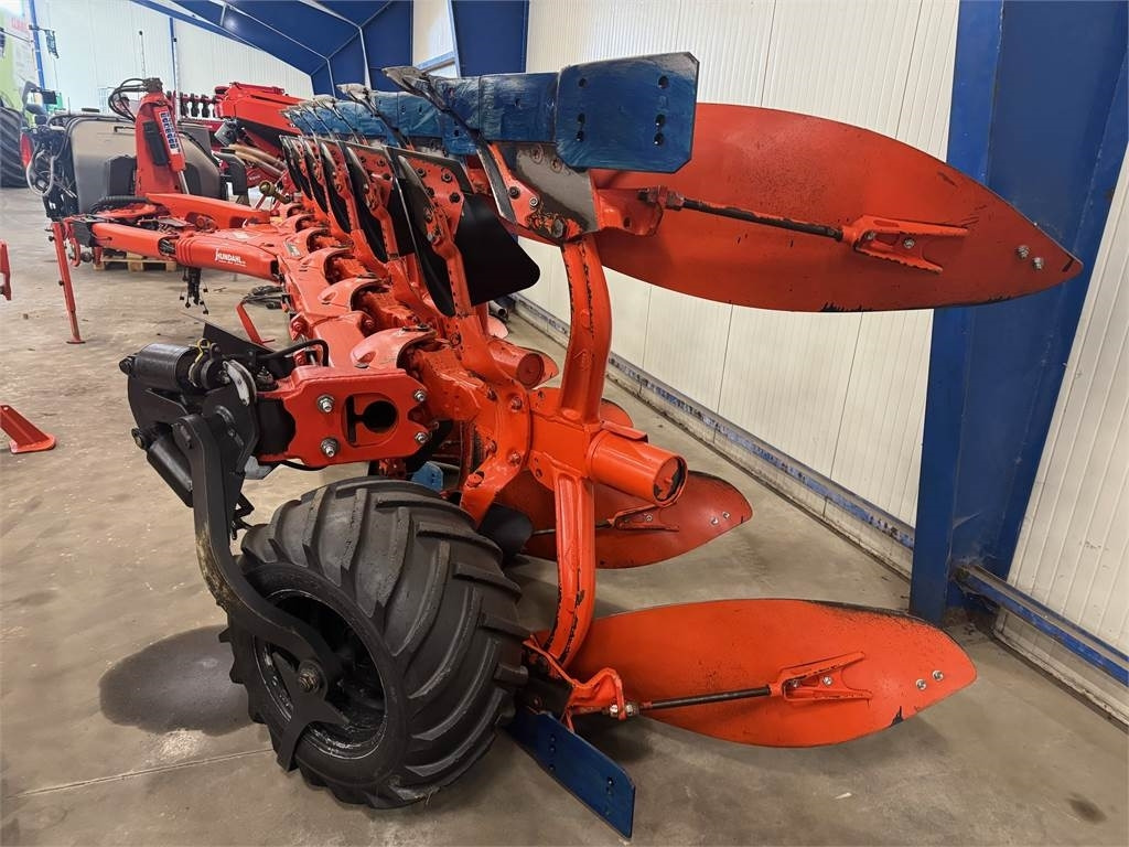 Kuhn VM L-NSH 5+1 ON LAND  - Plow: picture 2 Kuhn VM L-NSH 5+1 ON LAND  - Plow: picture 2