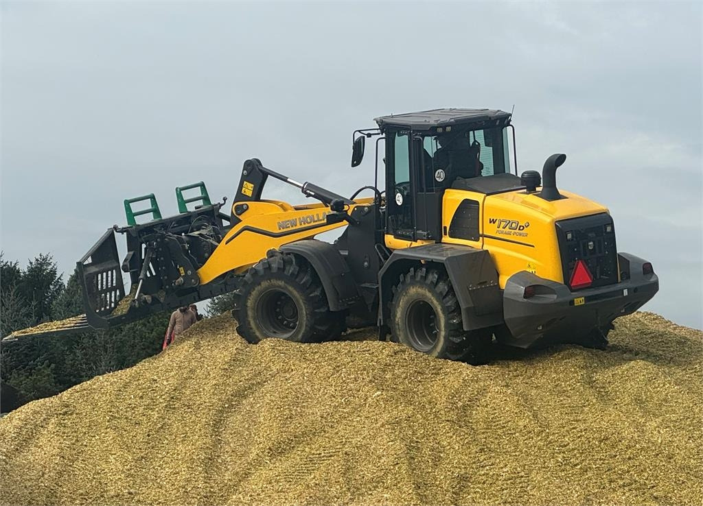 New Holland W170D2 S5 FORAGE POW  - Wheel loader: picture 1 New Holland W170D2 S5 FORAGE POW  - Wheel loader: picture 1