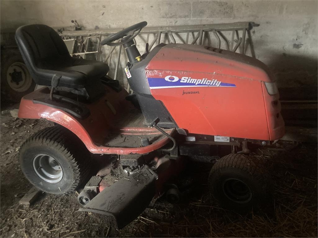 Simplicity REGENT XL 1742 - Mower: picture 1 Simplicity REGENT XL 1742 - Mower: picture 1