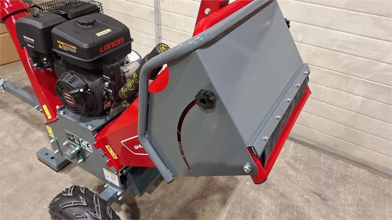 Blue Bird flishugger FABRIKS NY - Wood chipper: picture 4 Blue Bird flishugger FABRIKS NY - Wood chipper: picture 4