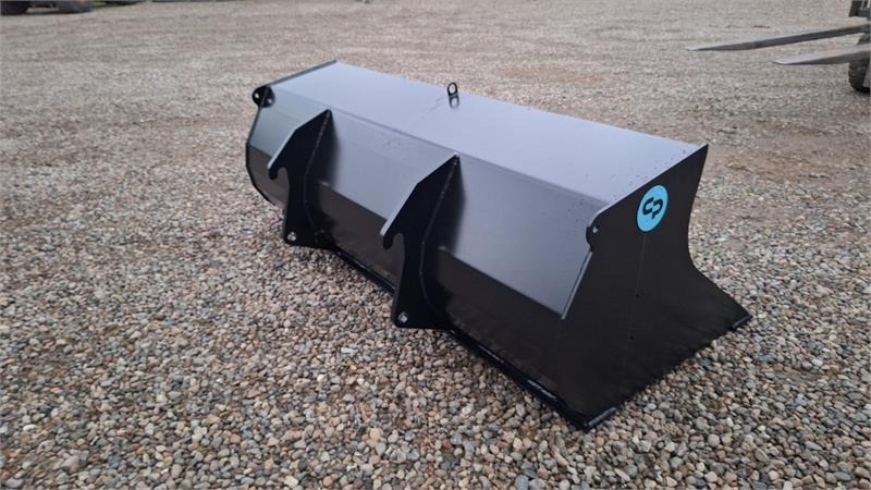 C&P Metal jordskovl - Loader bucket: picture 3 C&P Metal jordskovl - Loader bucket: picture 3