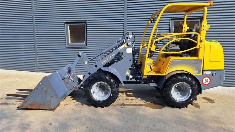 Eurotrac W12 - Compact loader: picture 2 Eurotrac W12 - Compact loader: picture 2