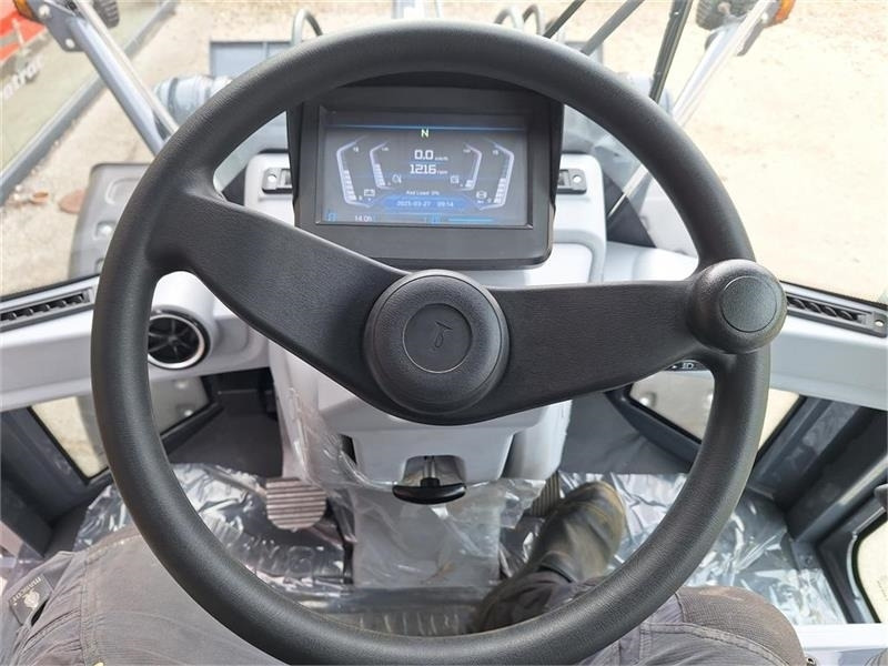 Wheel loader Eurotrac WL18: picture 17 Wheel loader Eurotrac WL18: picture 17