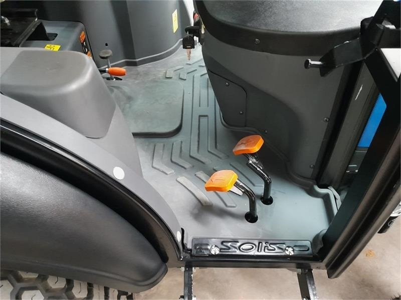 Solis 26 med kabine - Municipal tractor: picture 3 Solis 26 med kabine - Municipal tractor: picture 3