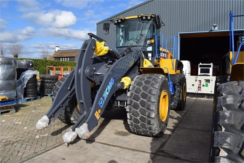 XCMG XC975EV - Wheel loader: picture 4 XCMG XC975EV - Wheel loader: picture 4