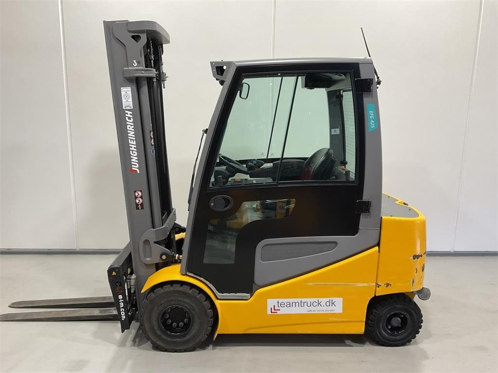 Jungheinrich EFG 425  - Electric forklift: picture 3 Jungheinrich EFG 425  - Electric forklift: picture 3