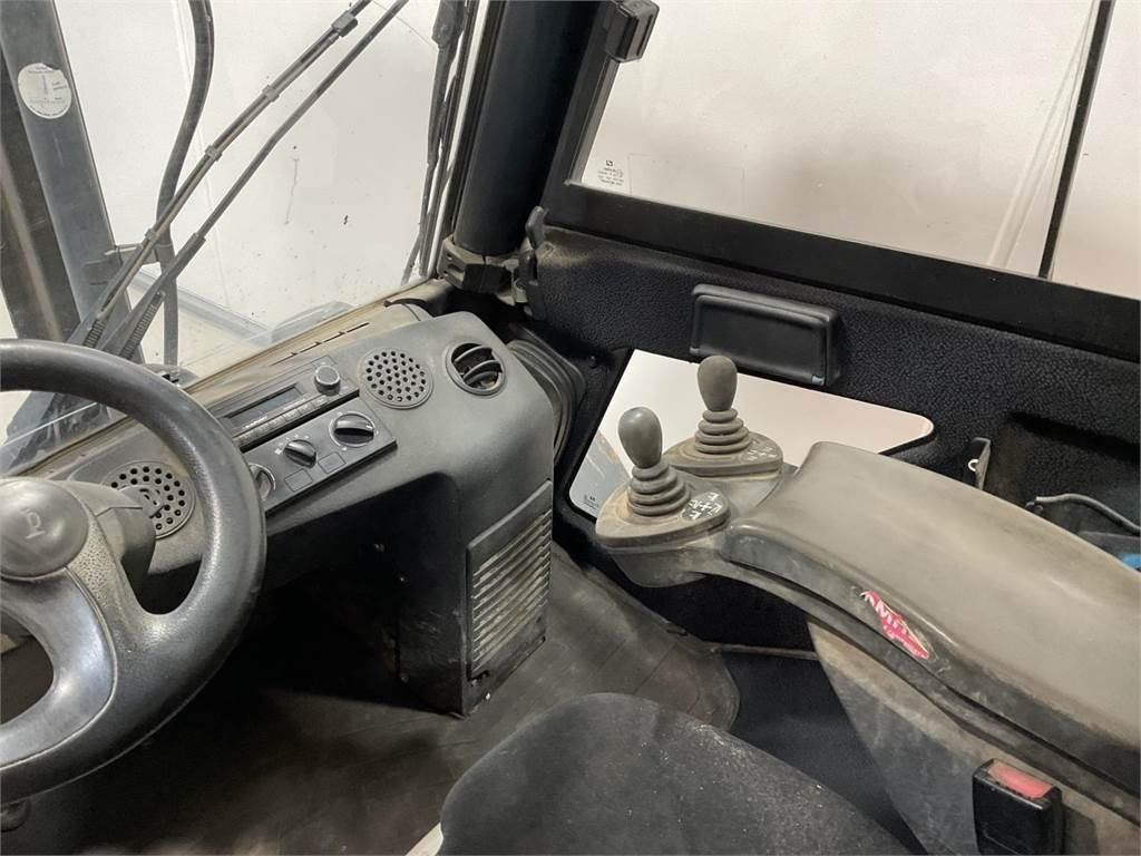 Diesel forklift Linde H40D: picture 6