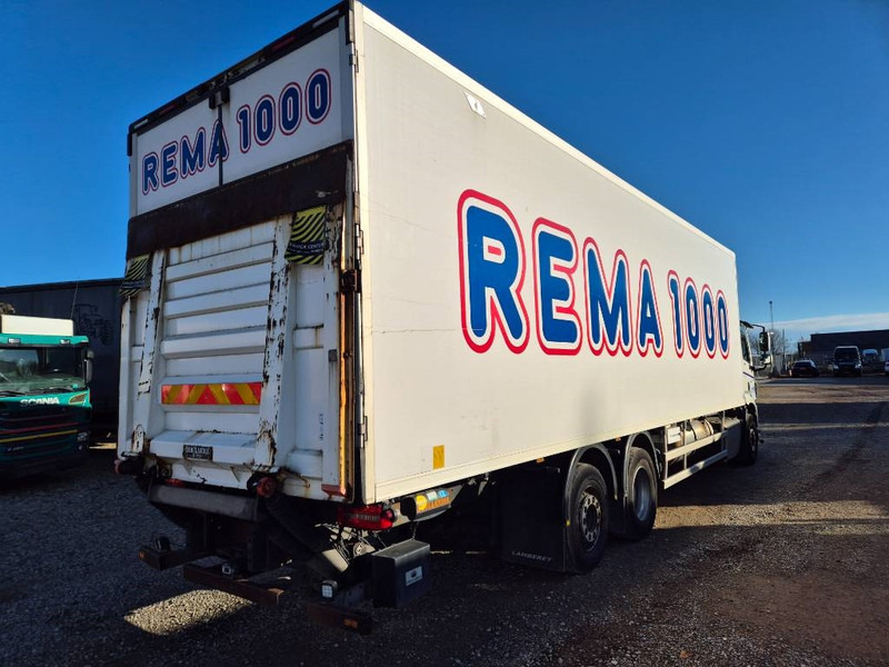 DAF CF 330 // 2 compartments / Cold/freeze - Refrigerator truck: picture 5 DAF CF 330 // 2 compartments / Cold/freeze - Refrigerator truck: picture 5