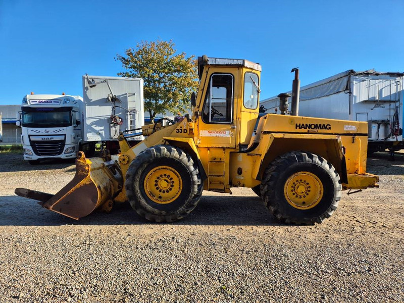 Hanomag 33 D //forks / Bucket// - Wheel loader: picture 2 Hanomag 33 D //forks / Bucket// - Wheel loader: picture 2