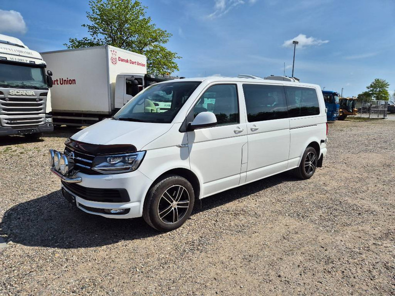 Volkswagen Caravelle 4x4 // 4motion 8(10) person bus Long - Car: picture 1 Volkswagen Caravelle 4x4 // 4motion 8(10) person bus Long - Car: picture 1