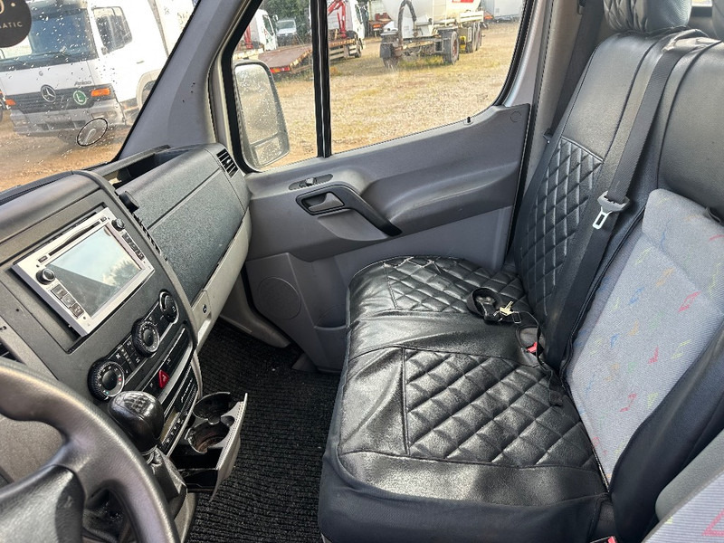Volkswagen Crafter 2.5 TDI Car transporter - Panel van: picture 4 Volkswagen Crafter 2.5 TDI Car transporter - Panel van: picture 4