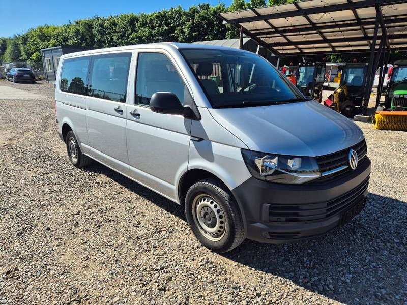 Car Volkswagen Transporter 2,0 TDi 102 Kombi lang 4d 9 prs: picture 6