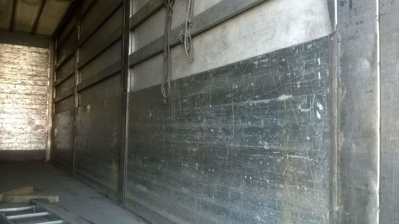 Curtainsider truck DAF CF 75.290: picture 15