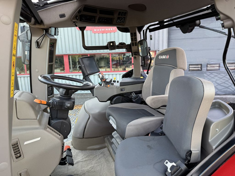 Case IH Puma 240 CVX GPS RTK - Farm tractor: picture 5 Case IH Puma 240 CVX GPS RTK - Farm tractor: picture 5