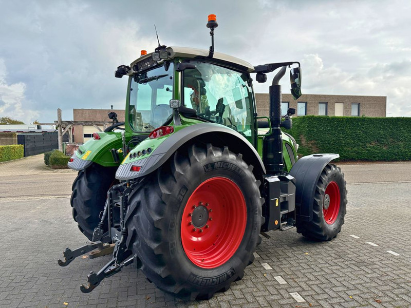 Fendt 720 S4 Vario Profi Plus - Farm tractor: picture 3 Fendt 720 S4 Vario Profi Plus - Farm tractor: picture 3