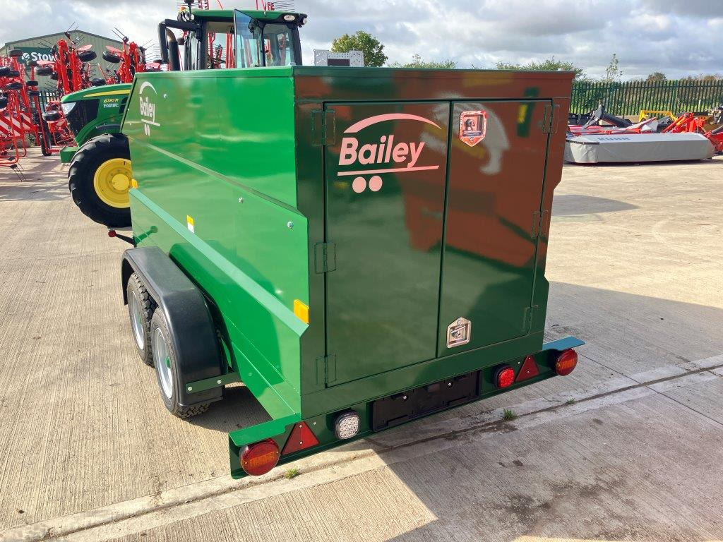 Bailey Fuel Bowser - Farm trailer: picture 3 Bailey Fuel Bowser - Farm trailer: picture 3