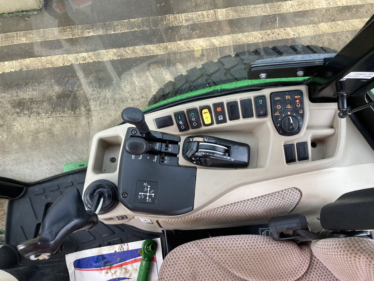 Leasing of  John Deere 4066R compact tractor John Deere 4066R compact tractor: picture 12