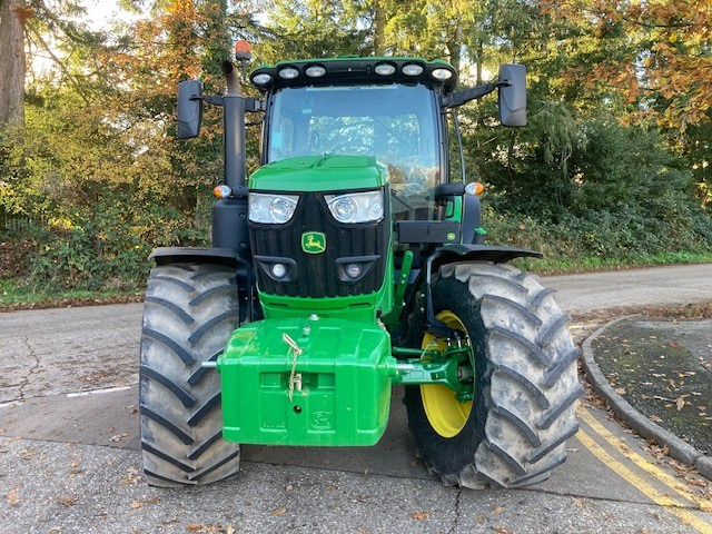 John Deere 6R 185 - Farm tractor: picture 2 John Deere 6R 185 - Farm tractor: picture 2