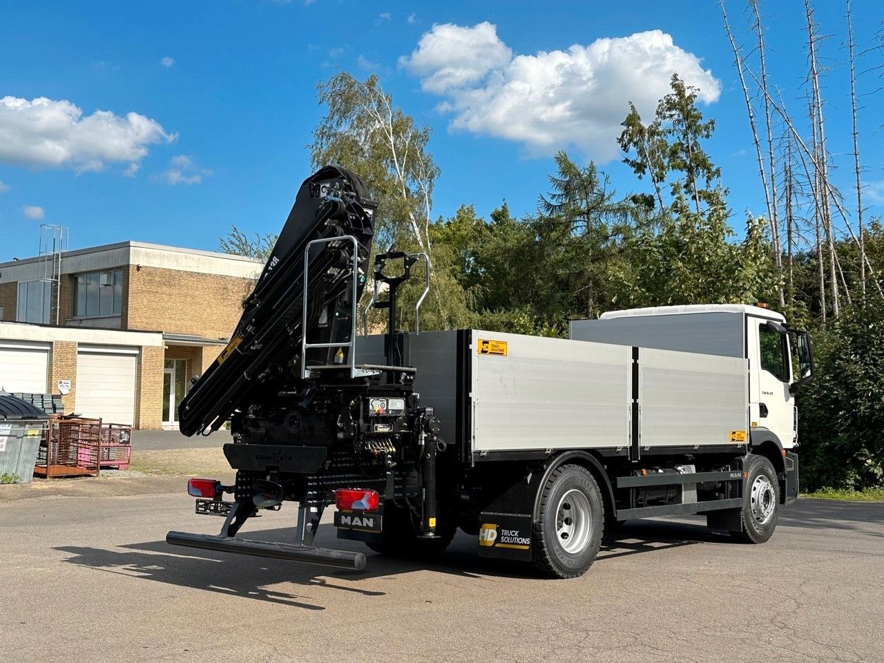 Crane truck MAN TGM 18.320 4x2 Euro6e Kran Hiab: picture 6