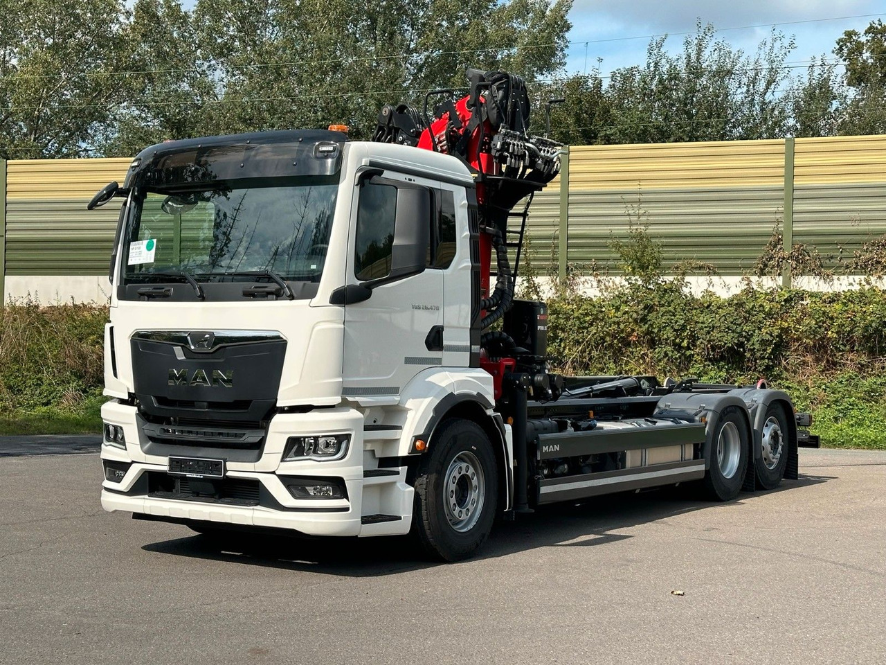 MAN TGS 26.470 6x2 Abrollkipper + Kran EPSILON - Hook lift truck, Crane truck: picture 3 MAN TGS 26.470 6x2 Abrollkipper + Kran EPSILON - Hook lift truck, Crane truck: picture 3