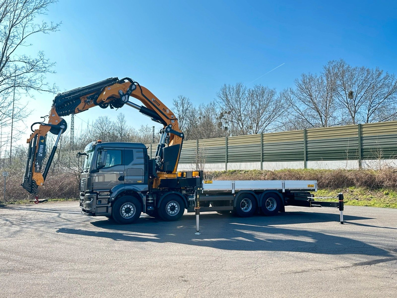 MAN TGS 35.520 8X4 TG 3 EFFER 955-8s +Jib 6sAUTOKRAN - Crane truck: picture 2 MAN TGS 35.520 8X4 TG 3 EFFER 955-8s +Jib 6sAUTOKRAN - Crane truck: picture 2