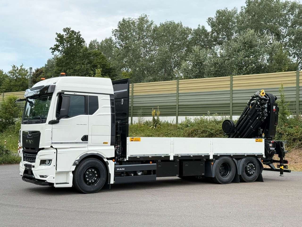 MAN TGX 26.520 TG3 Retarder / 6X2 Hiab 548 E 8 - Crane truck: picture 4 MAN TGX 26.520 TG3 Retarder / 6X2 Hiab 548 E 8 - Crane truck: picture 4