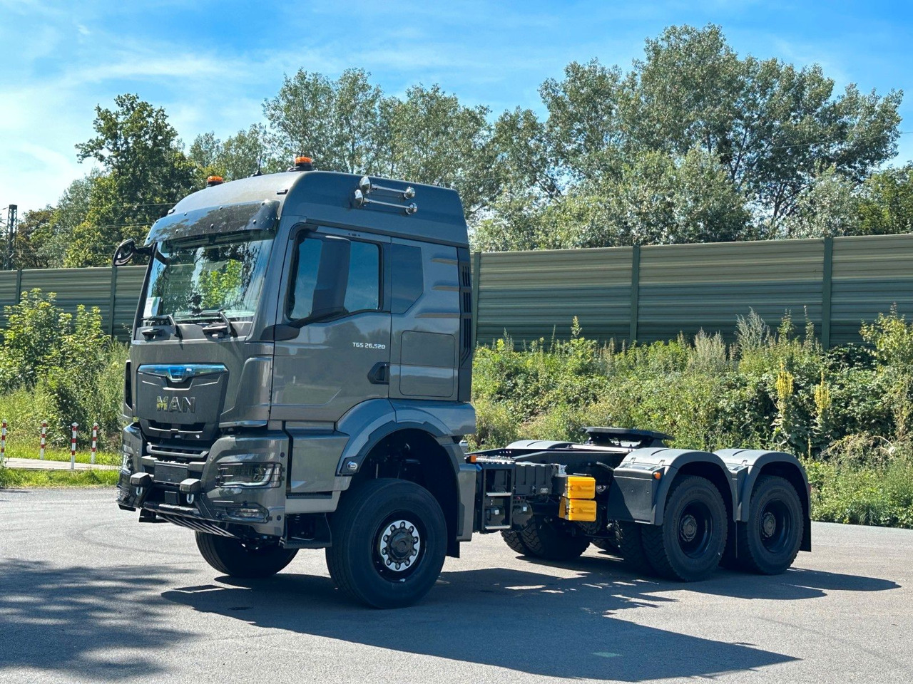 MAN TGS 26.520 6x6 - Tractor unit: picture 2 MAN TGS 26.520 6x6 - Tractor unit: picture 2
