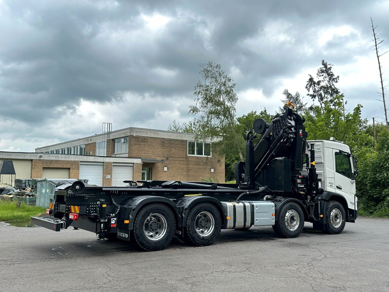 Hook lift truck, Crane truck Volvo FMX 500 8x4 Abrollkipper + Kran Hiab 658-6: picture 7