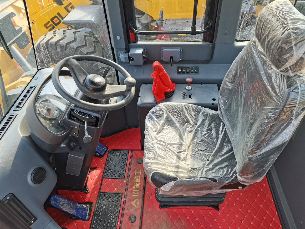 SDLG LG956L - Wheel loader: picture 4 SDLG LG956L - Wheel loader: picture 4