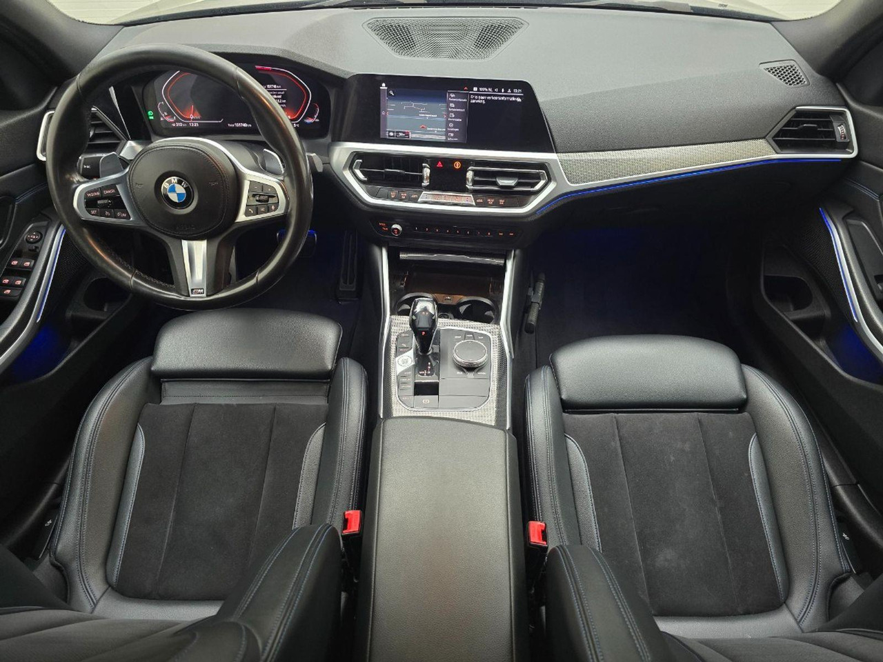BMW 3-serie 320i Executive Edition | 2019 | 151.740 km | Automaat | ZP591V | NAP: Logisch - Sedan: picture 5 BMW 3-serie 320i Executive Edition | 2019 | 151.740 km | Automaat | ZP591V | NAP: Logisch - Sedan: picture 5