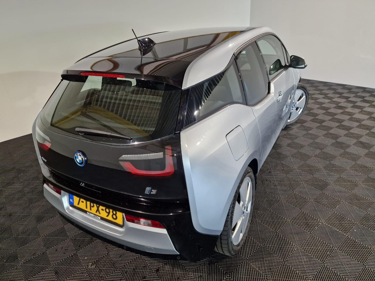 BMW i3 Range Extender 7-TPX-98 - Car: picture 4 BMW i3 Range Extender 7-TPX-98 - Car: picture 4