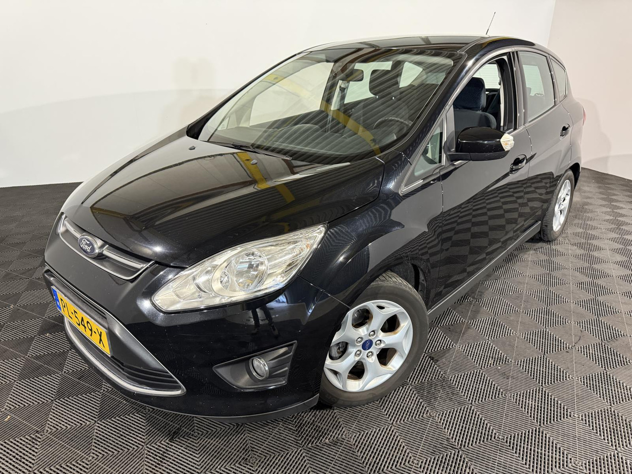 Ford | C-Max | 1.0 Ambiente | 2014 | 197.555 km | PL549X | Geen oordeel - Car: picture 1 Ford | C-Max | 1.0 Ambiente | 2014 | 197.555 km | PL549X | Geen oordeel - Car: picture 1