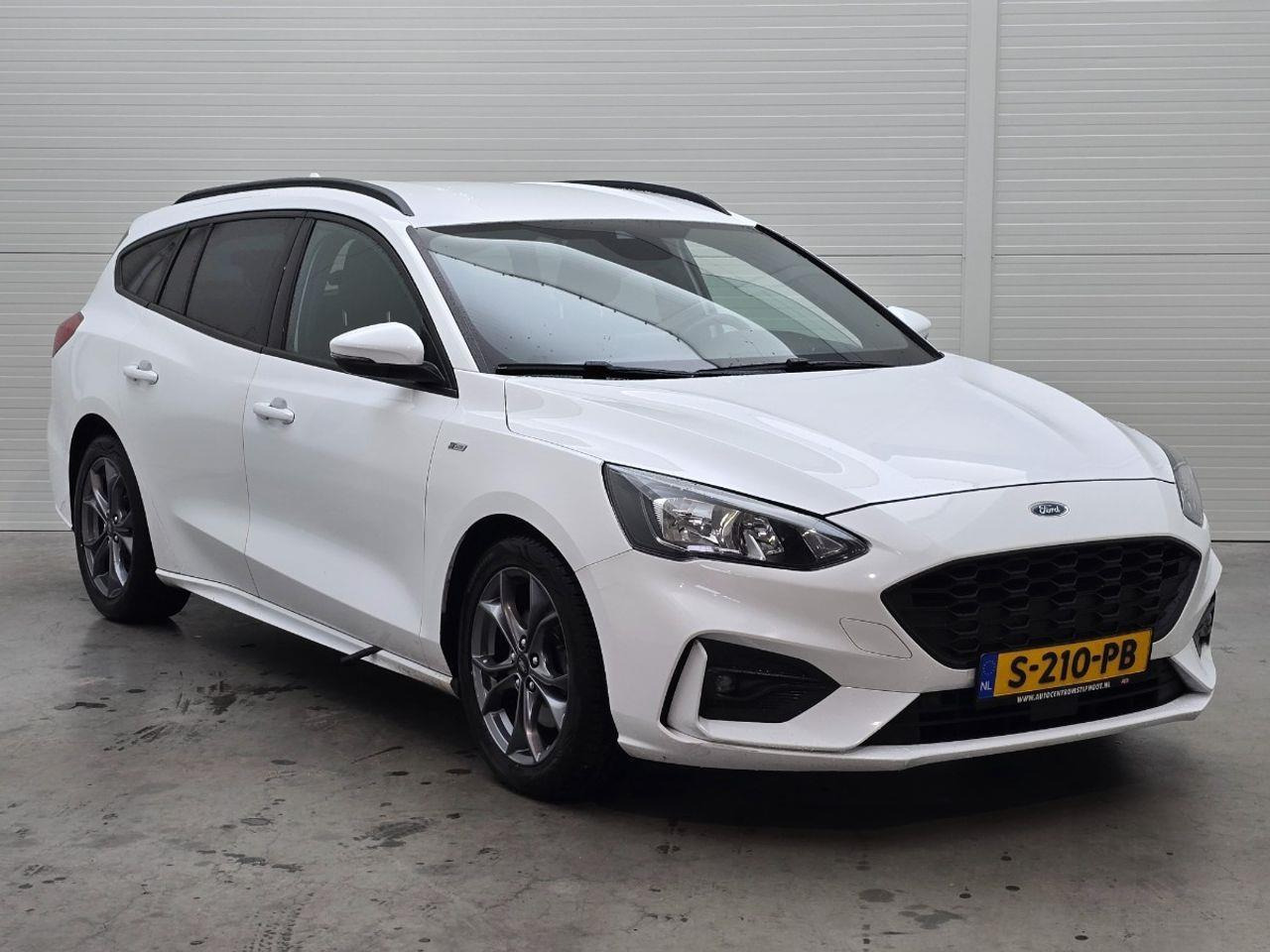 Ford Focus Wagon 1.0 EcoBoost Titanium Business | 2019 | 159.176 km | Automaat | S210PB | NAP: Geen oordeel - Car: picture 2 Ford Focus Wagon 1.0 EcoBoost Titanium Business | 2019 | 159.176 km | Automaat | S210PB | NAP: Geen oordeel - Car: picture 2