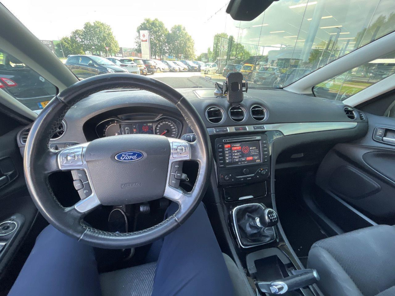 Ford S - Max 1.6 EcoBoost Titanium 7p. | 2012 | 227.869 km | 01TXF3 | NAP: Logisch - Car: picture 5 Ford S - Max 1.6 EcoBoost Titanium 7p. | 2012 | 227.869 km | 01TXF3 | NAP: Logisch - Car: picture 5