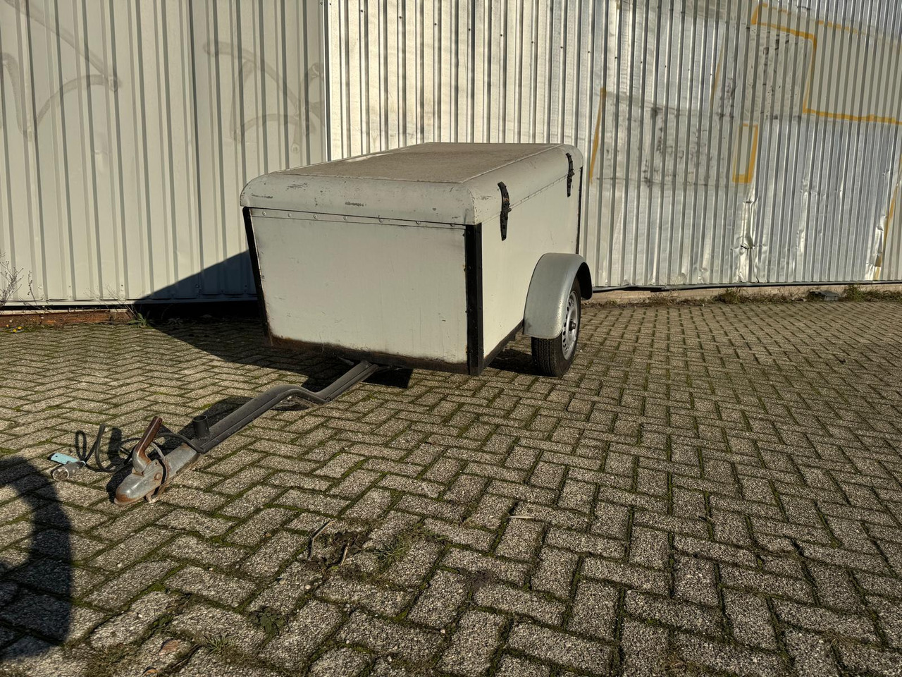 Car trailer Gesloten Aanhanger met Klep: picture 1