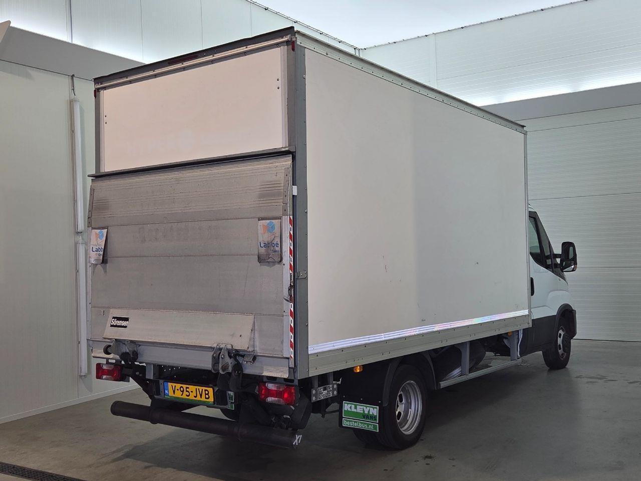 Iveco Daily 35C16H 2.3 375 | 2021 | 104.159 km | V95JVB | NAP: Geen oordeel - Box van: picture 4 Iveco Daily 35C16H 2.3 375 | 2021 | 104.159 km | V95JVB | NAP: Geen oordeel - Box van: picture 4
